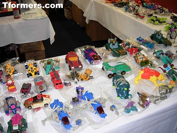 Botcon 2011 Dealers Room  (195 of 359)